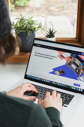 roberto cortese ejhjszkteeg unsplash